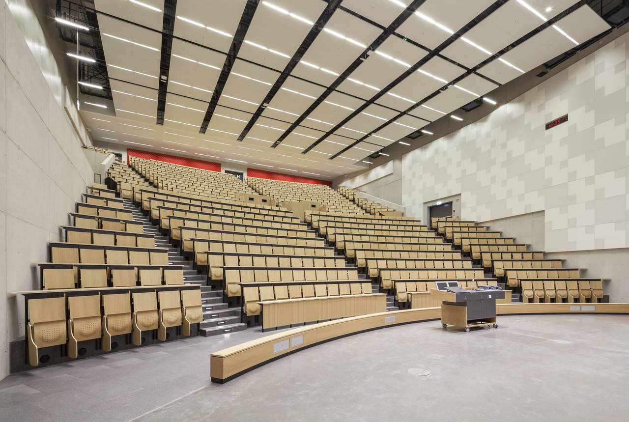 Auditorio C.A.R.L en la Universidad Aachen RWTH diseñado por Schmidt Hammer Lassen Architects : Photo © Michael Rasche