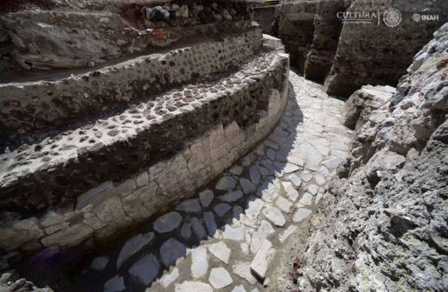 El INAH identifica los restos del Templo de Ehécatl : Foto © Héctor Montaño, INAH