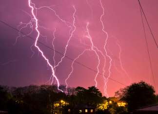 Schneider Electric te comparte 8 puntos para evitar riesgos esta temporada de lluvias : Fotografía © Schneider Electric México