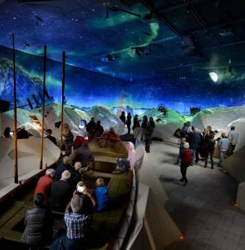 West Coast Stories tells 100,000 years of west coast history and is turned into a nighttime 4D theatre twice an hour : Photo credit © Mike Bink Photography