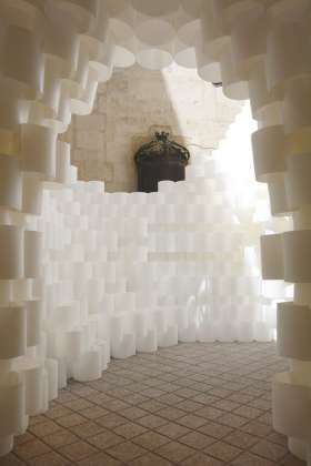 Cave like Interior Space : Photo credit © Studio 3A