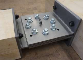 Fraunhofer WKI’s sensor-controlled bracing connectors can protect a building’s structural integrity in case of an earthquake : Photo © Fraunhofer WKI