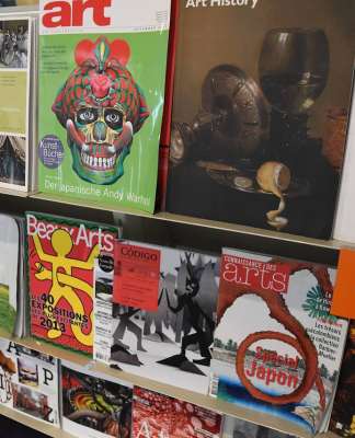 Biblioteca de las Artes del Centro Nacional de las Artes (CENART) La Biblioteca de las Artes del CENART cuenta con un catálogo automatizado : Fotografía © FSM / Conaculta