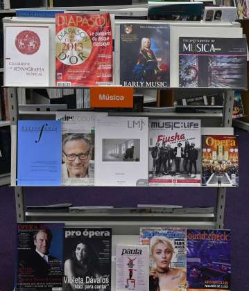 La Biblioteca de las Artes del CENART cuenta con un catálogo automatizado : Fotografía © FSM / Conaculta