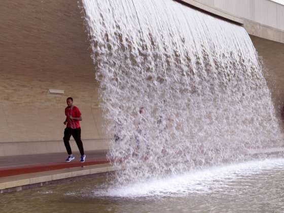 Covered Walkway - Water Cascade : Photo credit © Markus Elblaus