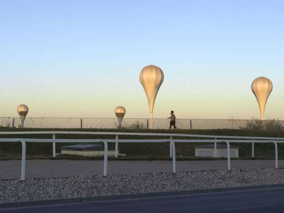 Equestrian Track and Balloon Lighting : Photo credit © Markus Elblaus