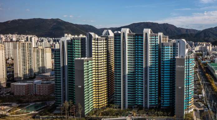 Perspective View IPARK, Daegu, Block 1 by UNStudio : Photo © Edmon Leong