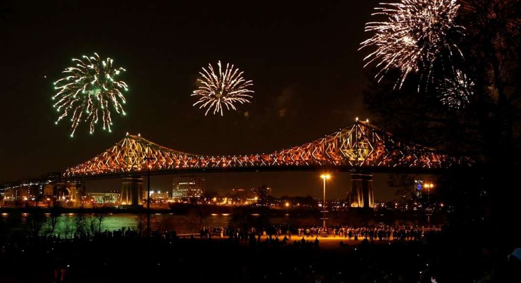 Jacques Cartier Bridge Interactive Illumination_Inaugural Show May 17 2017 : Photo credit © Martine Doyon