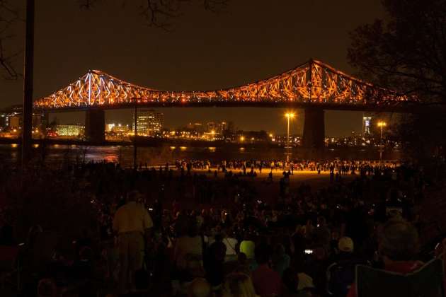 Jacques Cartier Bridge Interactive Illumination_Inaugural Show May 17 2017 : Photo credit © Martine Doyon