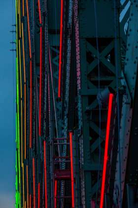 Jacques Cartier Bridge Interactive Illumination_LED Technology : Photo credit © The Jacques Cartier and Champlain Bridges Incorporated (JCCBI)