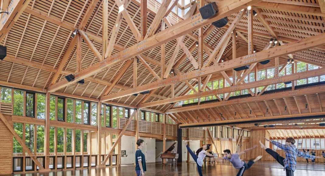 Nuevo Estudio en Jacob's Pillow Dance diseñado por Flansburgh Architects : Photo © Robert Benson Photography