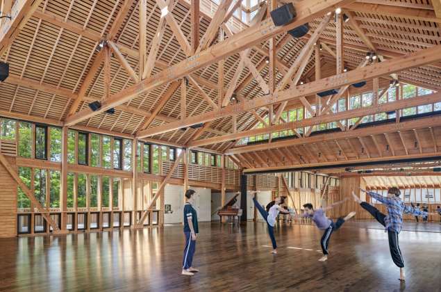 Nuevo Estudio en Jacob's Pillow Dance diseñado por Flansburgh Architects : Photo © Robert Benson Photography