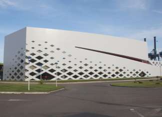 Auditorium Portonave Navegantes Brasil by Schiavello Architects Office : Photo © Schiavello Architects Office