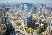 Aerial view of São Paulo Corporate Towers nearing completion in 2016 : Photo credit courtesy of © Eduardo Lazzarini