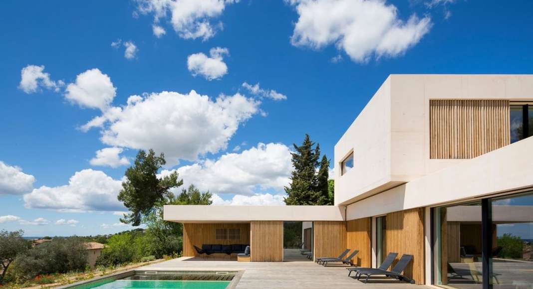 MaisonA en Aix-en-Provence, Francia diseñada por PietriArchitectes : Photo credit © Mathieu Ducros