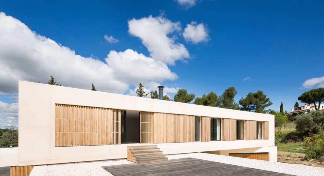 MaisonA en Aix-en-Provence, Francia diseñada por PietriArchitectes : Photo credit © Mathieu Ducros